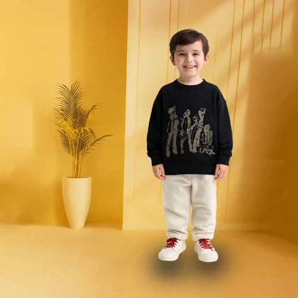 بلوز پاییزه بچه گانه طرح نمایشی NOT ALL STORMS وارداتی