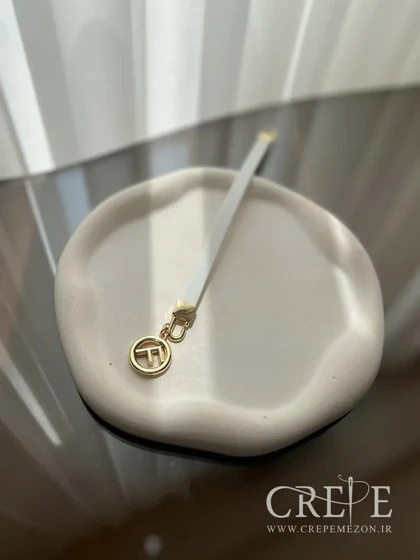 دستبند چرم طرح برند