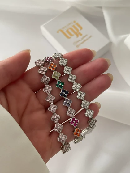 دستبند ونکلیف نگین‌دار برند CM