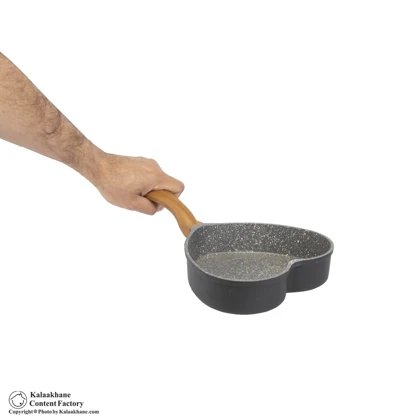 تابه چدن تک دسته مدل قلبی سایز 20 سانت
