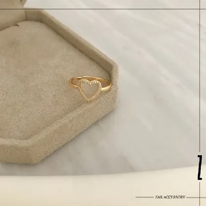 انگشتر زنانه قلب دور نگین