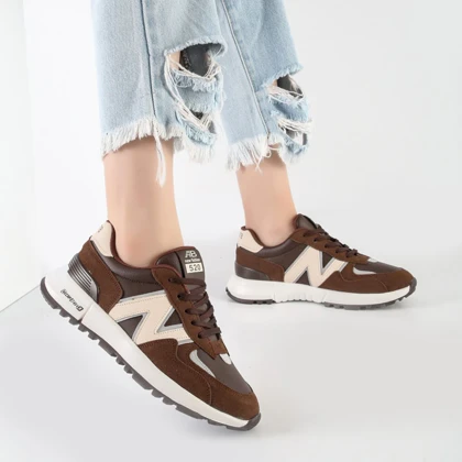کفش و کتانی زنانه و دخترانه مدل نیوبالانس NEWBALANCE رنگ قهوه ای کرم کد M671