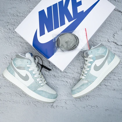 کفش کتانی زنانه نایک ایر جردن 1 ساق‌دار هایپر (Nike Air Jordan 1 Hyper) کد 2341