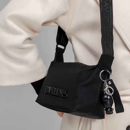 کیف دوشی زنانه دیوید جونز مدل David Jones CM7356