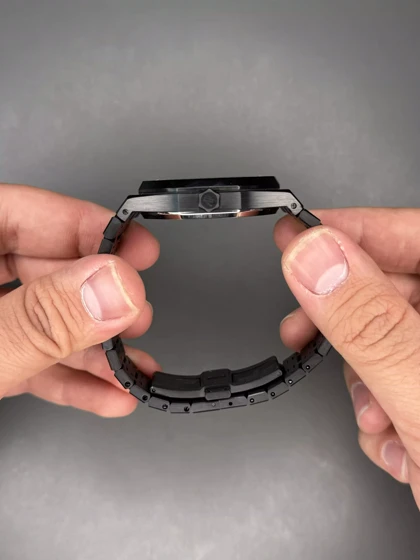 ساعت مچی اودمار پیگه باتری بدنه تمام مشکی Audemars Piguet