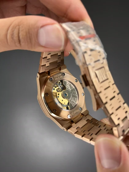 ساعت مچی اودمار پیگه اوپن هارت قاب شنی رزگلد صفحه سبز Audemars Piguet