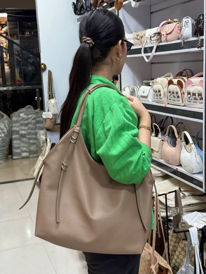 کیف دوشی چرمی دخترانه و زنانه روناک