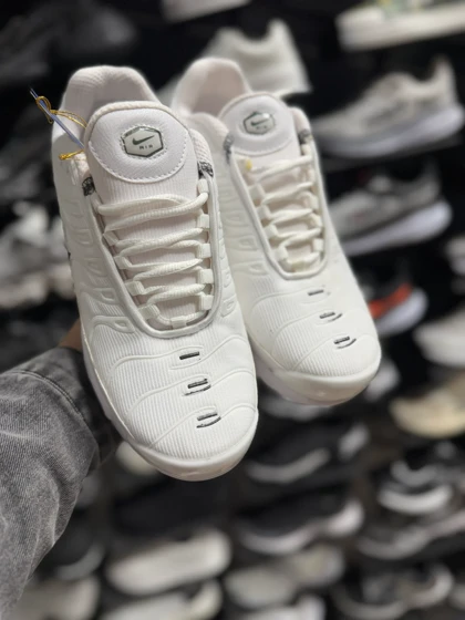 کتانی مردانه نایک ایرمکس تن ان