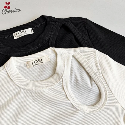 بلوز یقه گرد اشکی سفید و مشکی