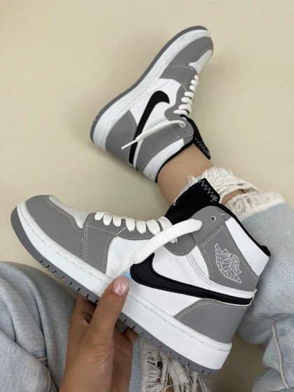 کتانی ساق‌دار زنانه نایک جردن 1 | کتانی ساق‌دار زنانه نایک جردن 1 nike jordan1 کد 912 کد 265