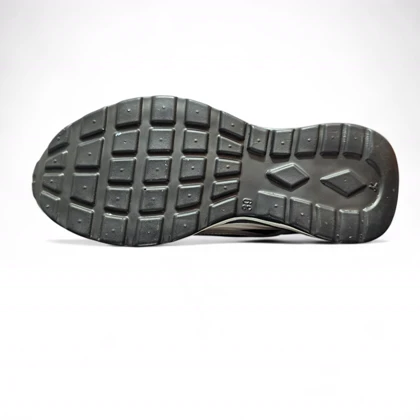 کتانی زنانه مدل فشیون مشکی سفید