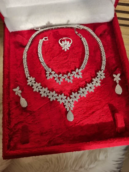 سرویس جواهری لوکس S85