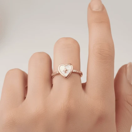 انگشتر دخترانه مدل قلب مینیاتوری