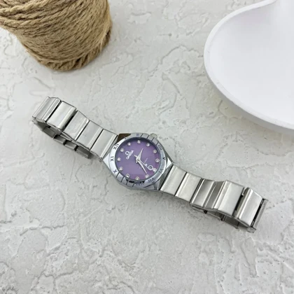 ساعت مچی زنانه با طرح خاص امگا، شیک و جذاب