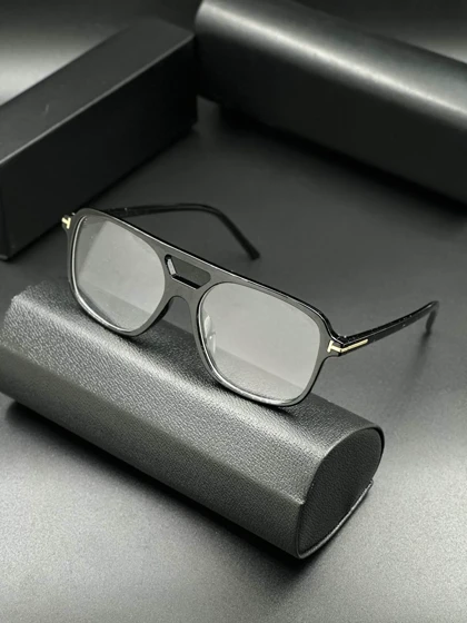 عینک تام فورد کد 4326 Tom ford