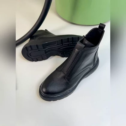 نیم‌بوت وسط‌کش