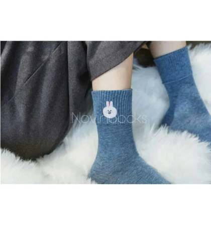 جوراب ساق‌دار خرگوش بانمک