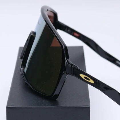 عینک از برند OAKLEY کد 181446