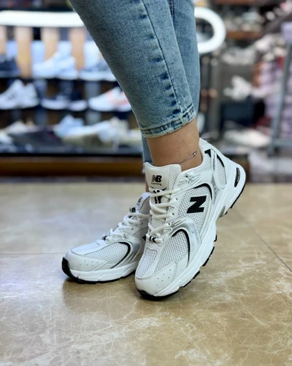 کتانی ورزشی زنانه نیوبالانس مدل 530