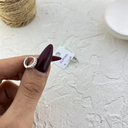 گوشواره زنانه حلقه‌ای ژوپینگ نگین‌دار مدل روا