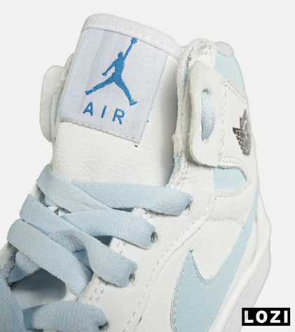 کفش کتانی ساق‌دار مردانه و زنانه سفید آبی NIKE jordan 1 مدل 7687