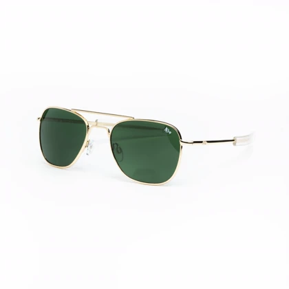 خرید عینک American Optical AO Pilot با طراحی کلاسیک خلبانی، فریم فلزی طلایی و لنز تیره؛ انتخابی اصیل برای استایل‌های کلاسیک و ماندگار