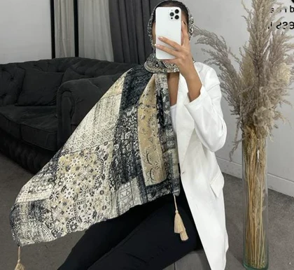 شال طرح دار