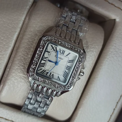 ساعت مچی زنانه طرح کارتیر کیفیت A+++