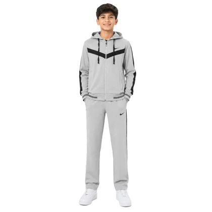 ست سویشرت و شلوار گرمکن بچگانه نایک مدل DS-Dri Fit-5E0534 طوسی