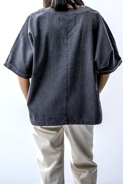 تیشرت یقه هفت جین زنانه