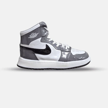 کفش جردن ساق‌دار طوسی سفید ورنی Air Jordan 1 Retro کد 293388