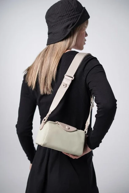 کیف دوشی زنانه چرم مصنوعی بدون دسته دیوید جونز DAVIDJONES