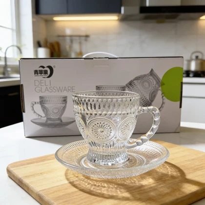 فنجان و نعلبکی چای خوری طرح مدرن DELI