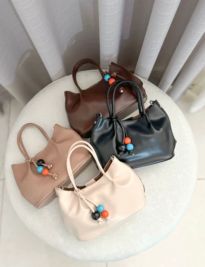 کیف اسپرت مدل اویز مرواریدی