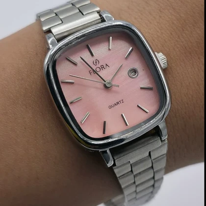 ساعت مچی زنانه برند فلورا صفحه صورتی