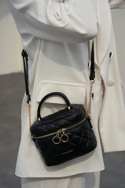 کیف دوشی مدل David Jones CM6701