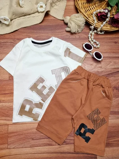 تیشرت شلوارک پسرانه نگین‌دار طرح Red