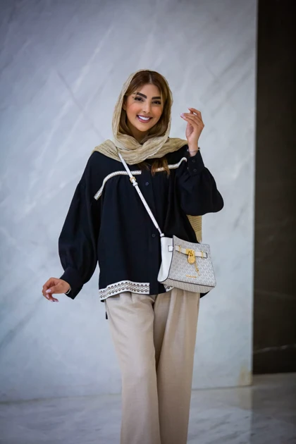 مانتو کرسپو سینه چین خرجکار کنفی