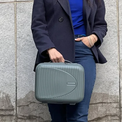 چمدان نشکن مندوزا مدل MENDOZA - MDZ608 SERIES سری 4 عددی (به همراه چمدان آرایشی هدیه)