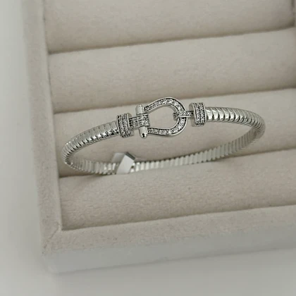 دستبند زنانه فرد نگینی کد 875