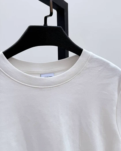تیشرت اسلیم سفید BERSHKA🍼