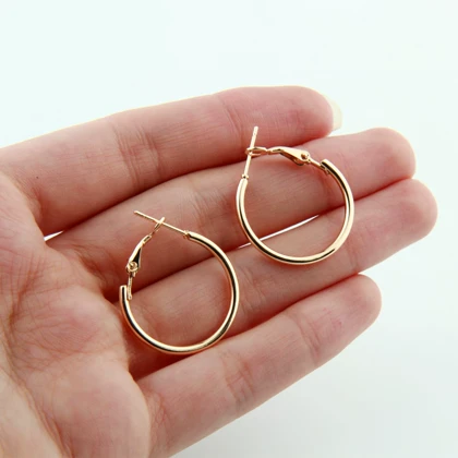 گوشواره زنانه مدل حلقه‌ای