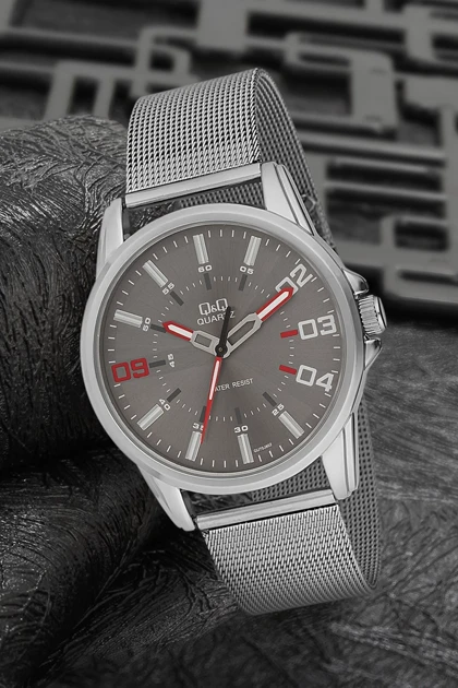 ساعت qandq qandq