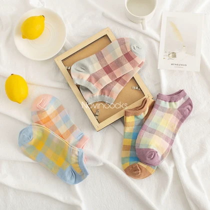 جوراب مچی طرح چارخونه رنگی رنگی