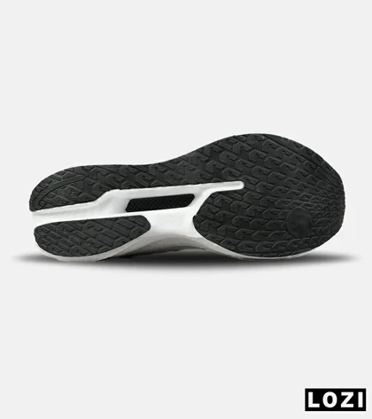 کفش کتانی مردانه و زنانه سفید HOKA مدل 7595