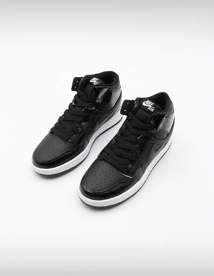 کتانی روزانه زنانه نایک Nike Air Jordan 1 Mid Dark W