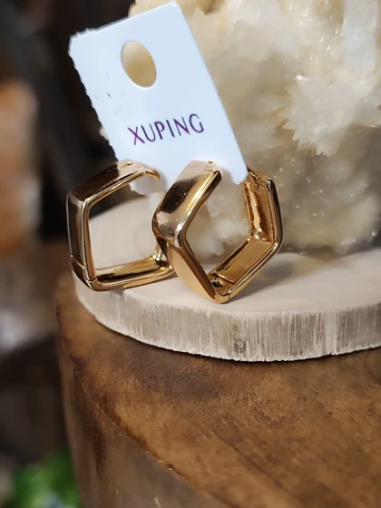 گوشواره ژوپینگ طرح مربعی