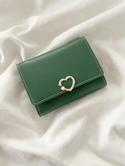 کیف پول دخترانه