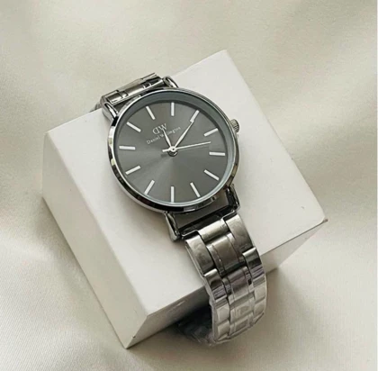 ساعت d&w زنانه