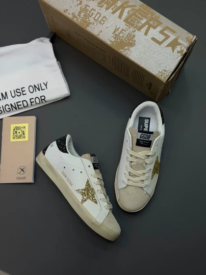 کتانی گلدن گوس سوپر استار سفید طلاییGolden Goose Super Star Gold white Black